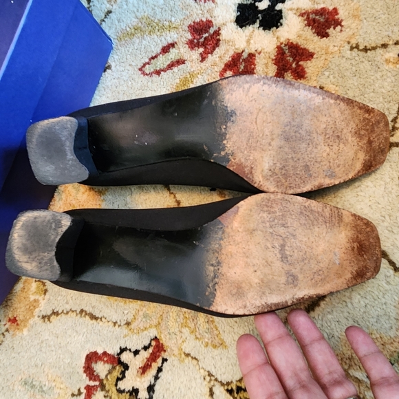 Stuart Weitzman size 8.5 block high heels pumps - Picture 9 of 10